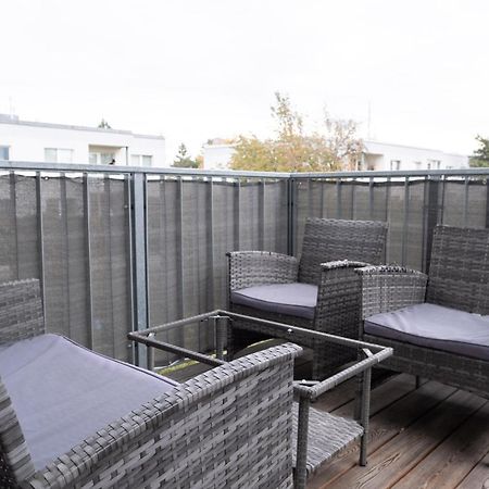 Modern Apartment W/ Cozy Balcony Near City Center Vienna Exterior photo
