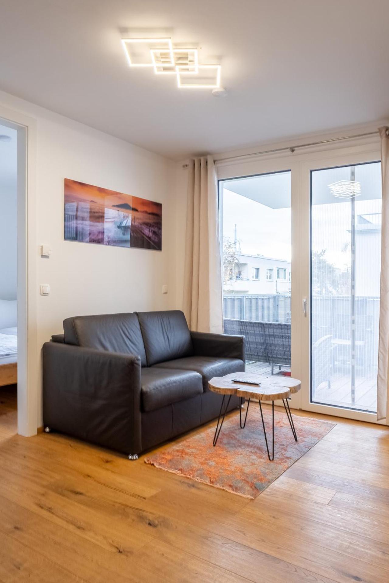 Modern Apartment W/ Cozy Balcony Near City Center Vienna Exterior photo